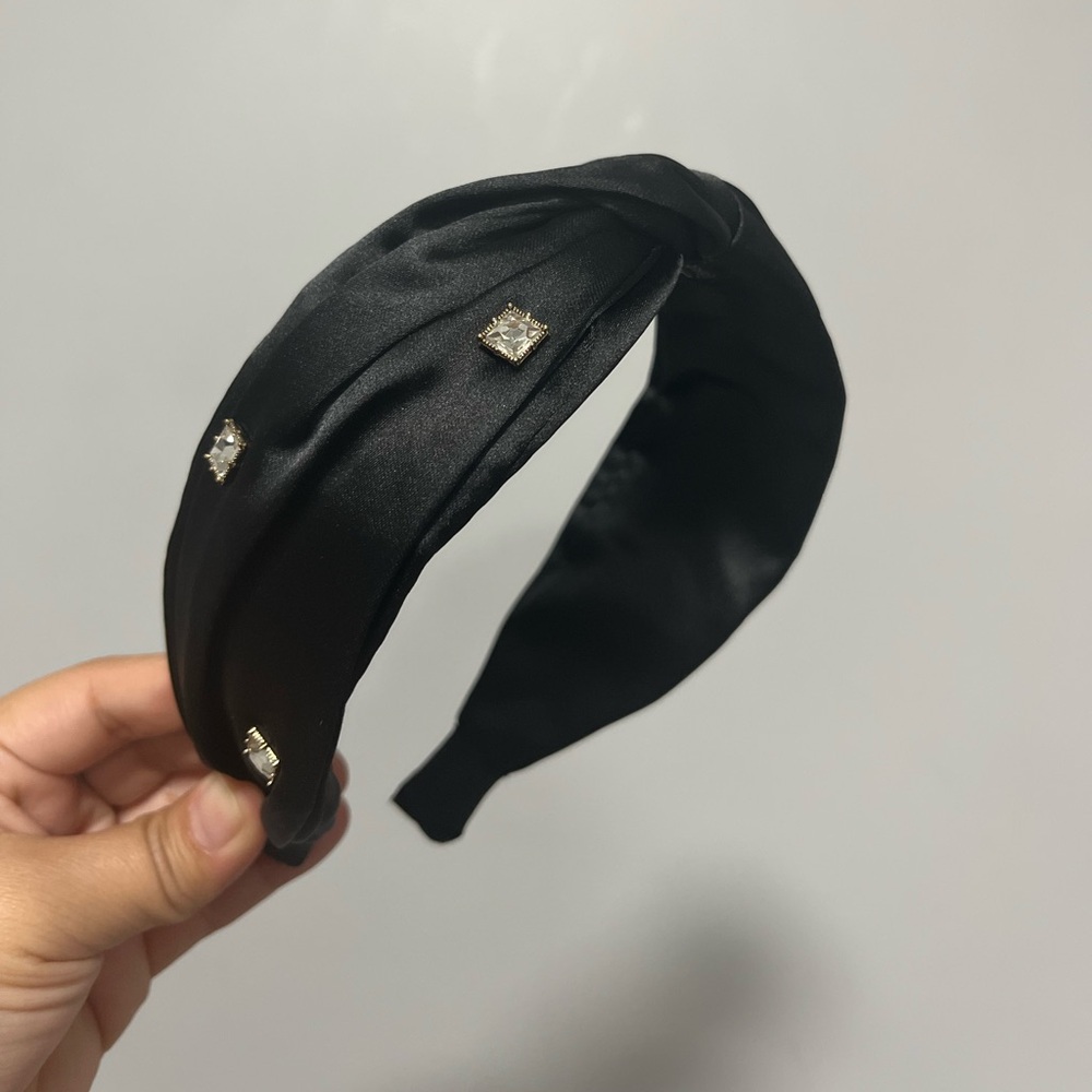Elegant Black Satin Headband with Rhinestones